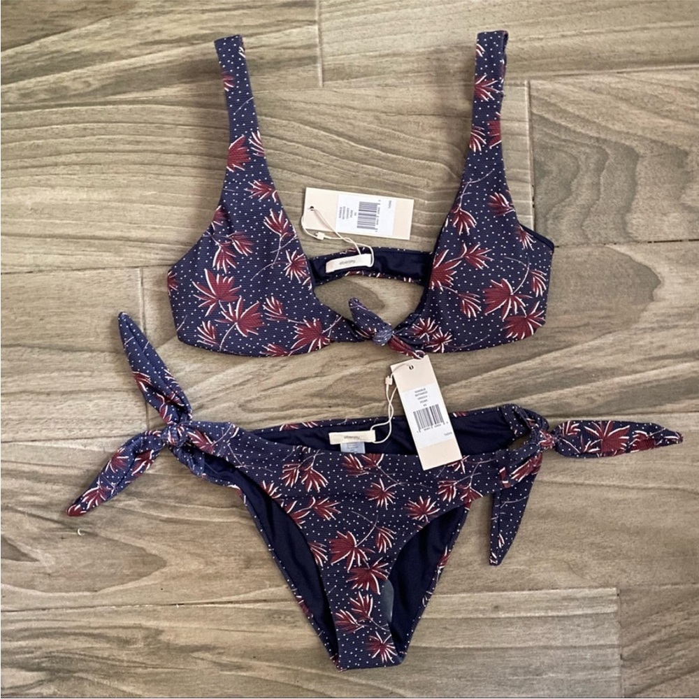 NWT eberjey matching adjustable ties bikini set peacoat brick print size XS